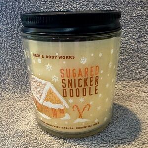 Bath & Body Works Sugared Snicker Doodle candle